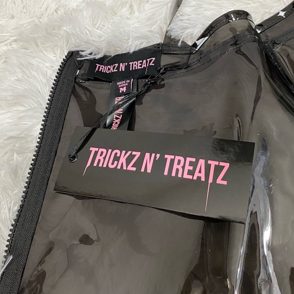 TRICKZ N TREATZ Bat My Lashes Print PVC Vinyl Mini Dress Bat Crescent Moon Black - Picture 13 of 14